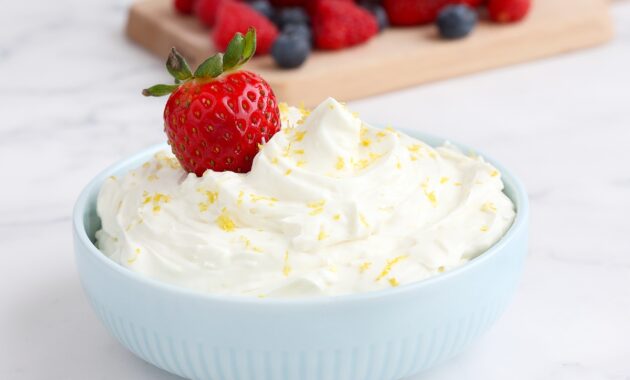 creamy lemon fruit dip 4.jpg