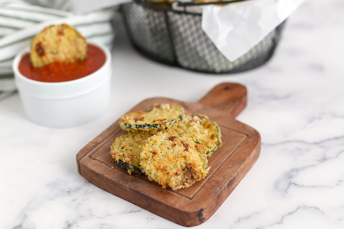 crispy baked zucchini chips 7.jpg