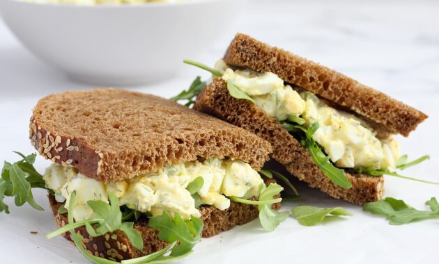 egg salad sandwich 8.jpg