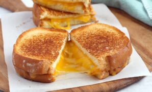 gooiest grilled cheese sandwich 8.jpg