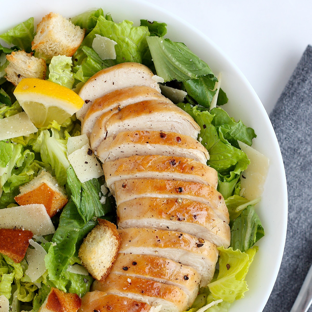 homemade chicken caesar salad featured image square 4.jpg