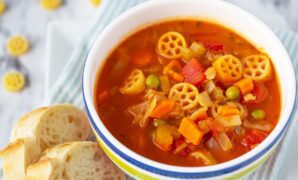 minestrone soup 5.jpg