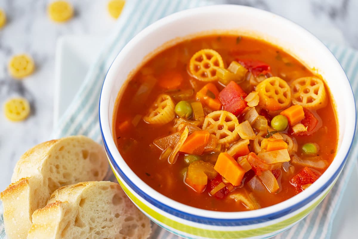 minestrone soup 5.jpg