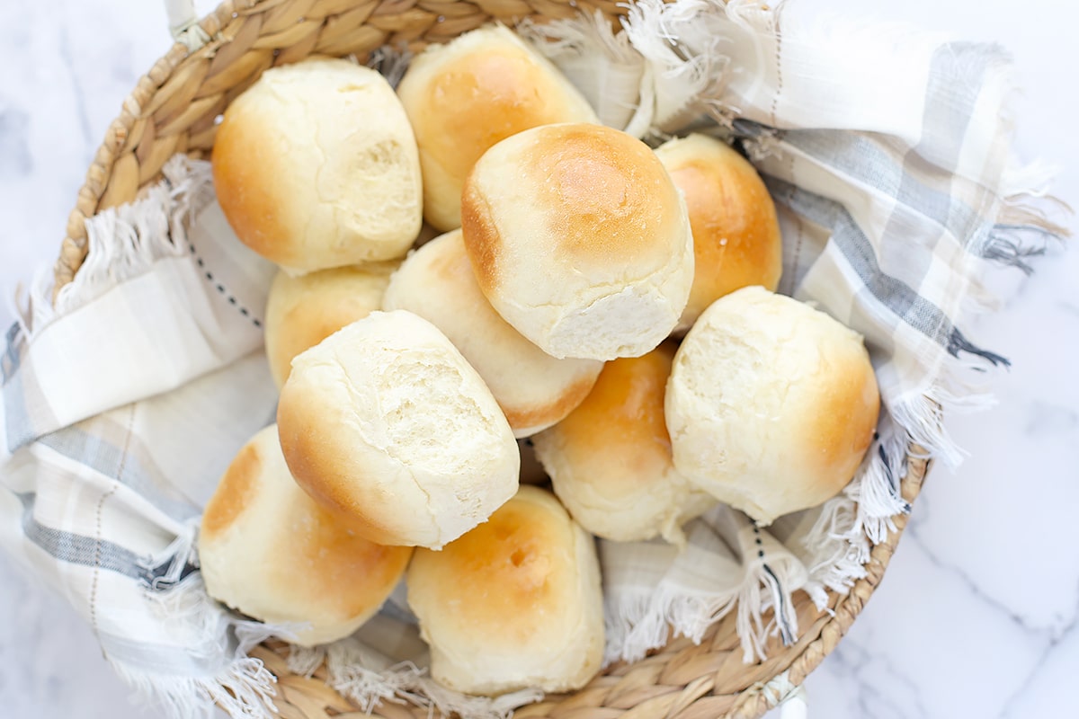 quick easy dinner rolls 13.jpg