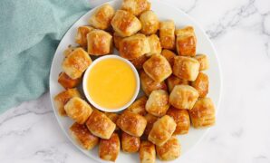 soft pretzel bites 5.jpg