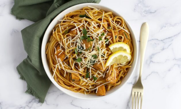 tangy one pot chicken veggie pasta dinner 3.jpg