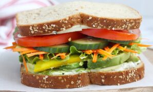 veggie sandwich 1.jpg