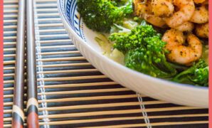 Ancho Chilli Prawns Shrimp on Courgetti with Broccoli Honest Mum recipe.jpg