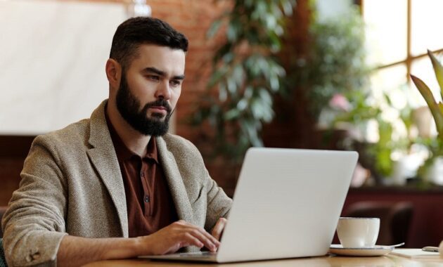 Best AI Tools for Therapists.jpg