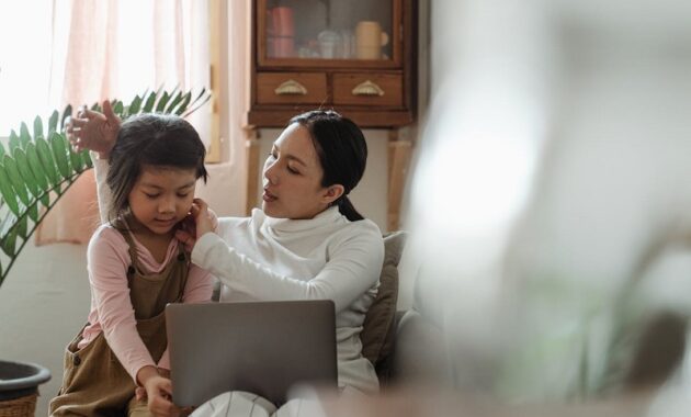 How To Go Back to School as a Single Mom.jpg