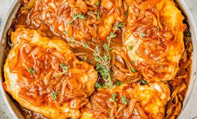 frenchonionporkchops 13 800x1200.jpg