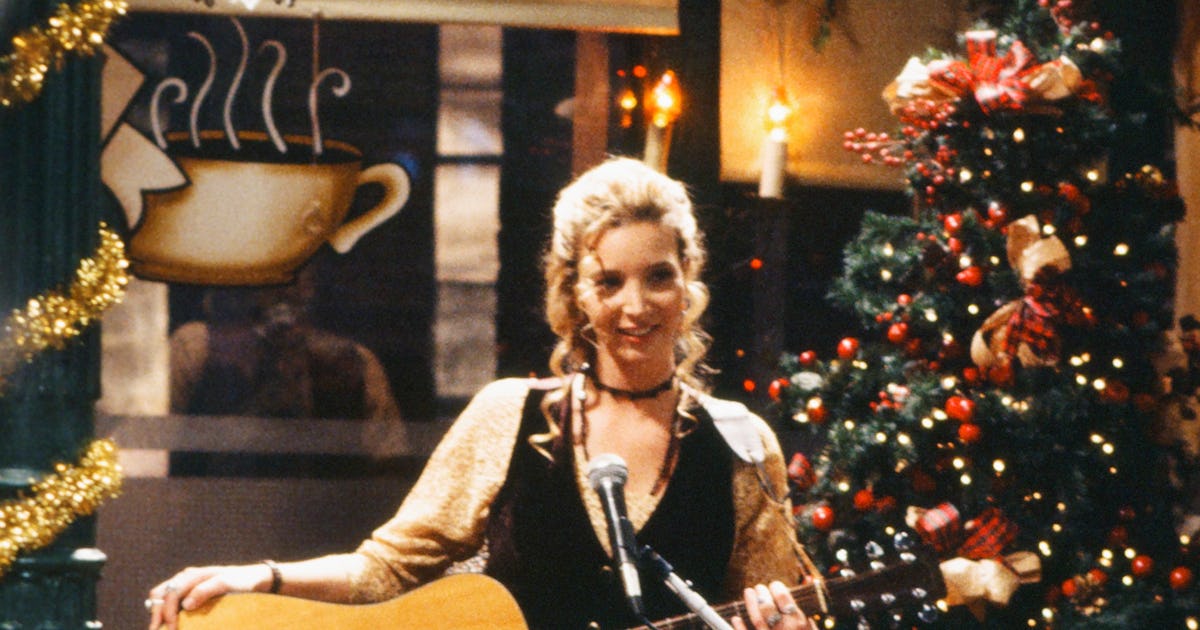 lisa kudrow as phoebe.jpg