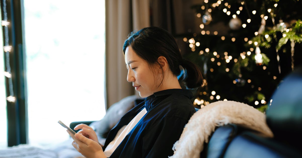 smiling young asian woman.jpg smiling young asian woman.jpg
