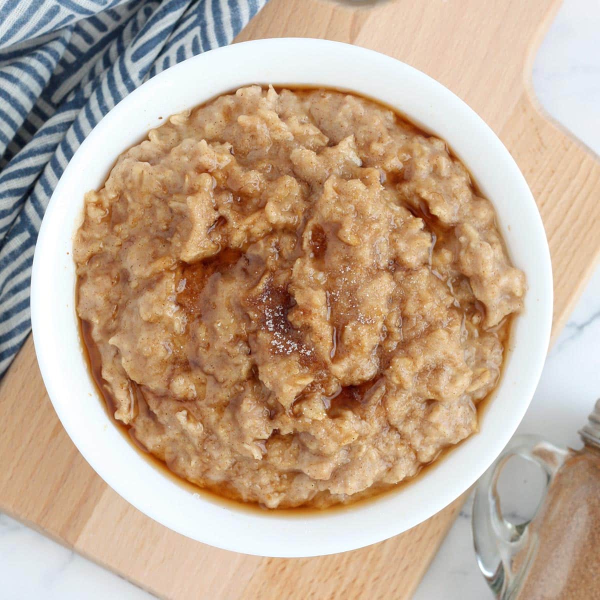 snickerdoodle oatmeal featured image square 2.jpg