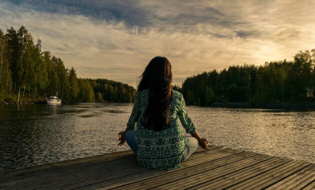 yoga 2176668 1920.jpg