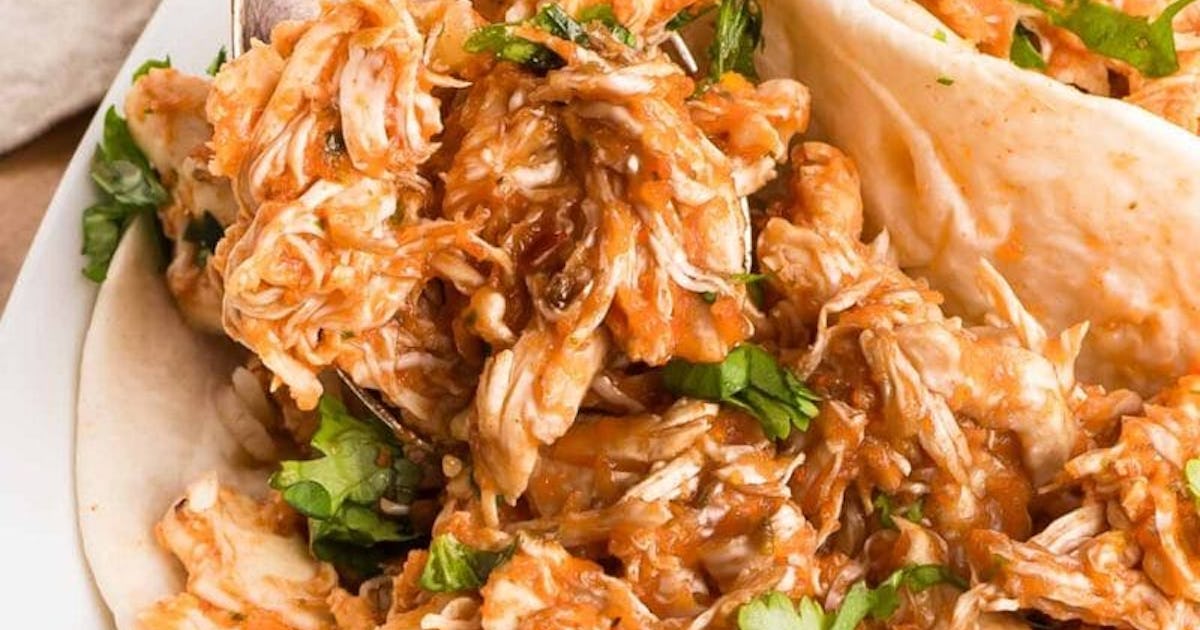 crockpot salsa chicken set.jpg