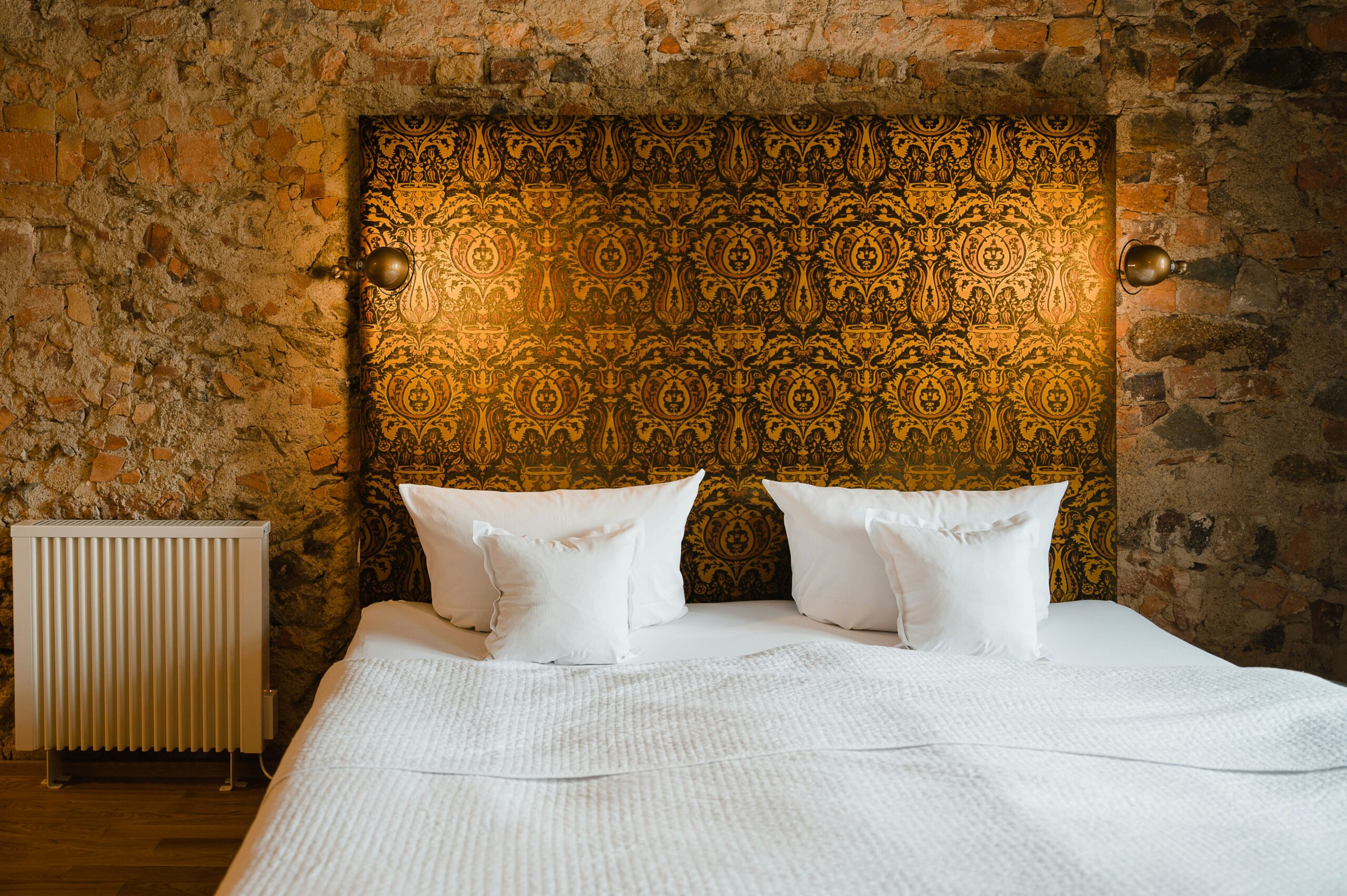 e24 NEjlmppwZ80 unsplash scaled.jpg