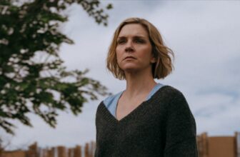 pluribus photo 010205jpgphoto modal show home large 2x.jpg