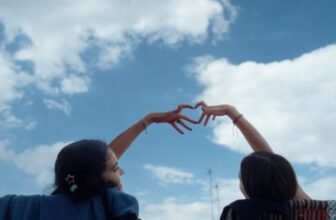 Sad Girlz Rosa Hadit Hernandez Colectivo Colmena.jpg