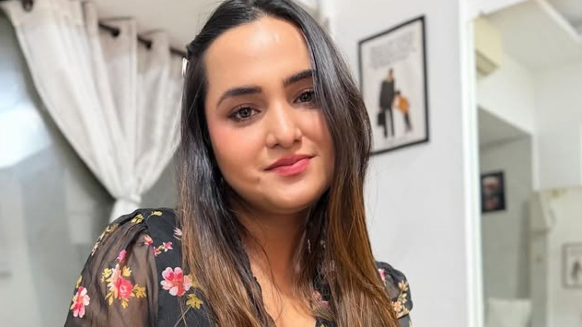 aliyanaazwebseriesullu 1769446824.jpg