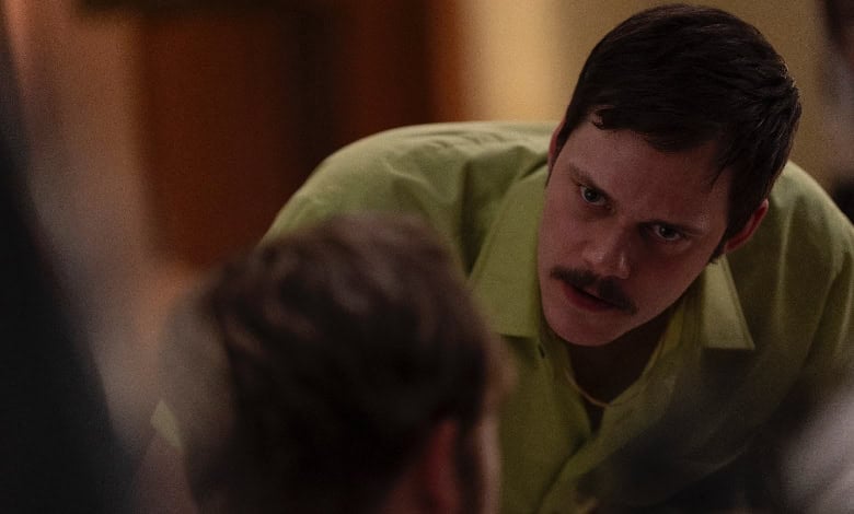 dead mans wire review bill Skarsgard2.jpg