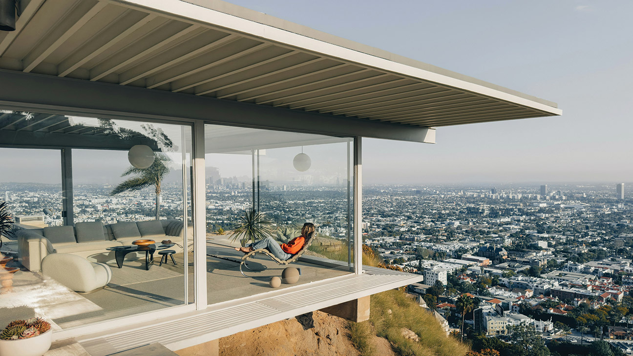 peter thomas efLcMHXtrg0 unsplash H 2026.jpg