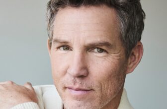 CaptureShawnHatosy35780 FINAL copy 2.jpg