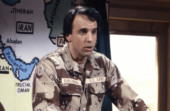 Kevin Nealon SNL everett H 2026.png
