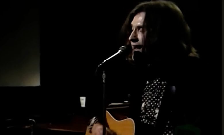 Ray Davies The Kinks Lola 2.jpg