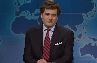 SNL Tucker Carlson Jeremy Culhane 2.jpg