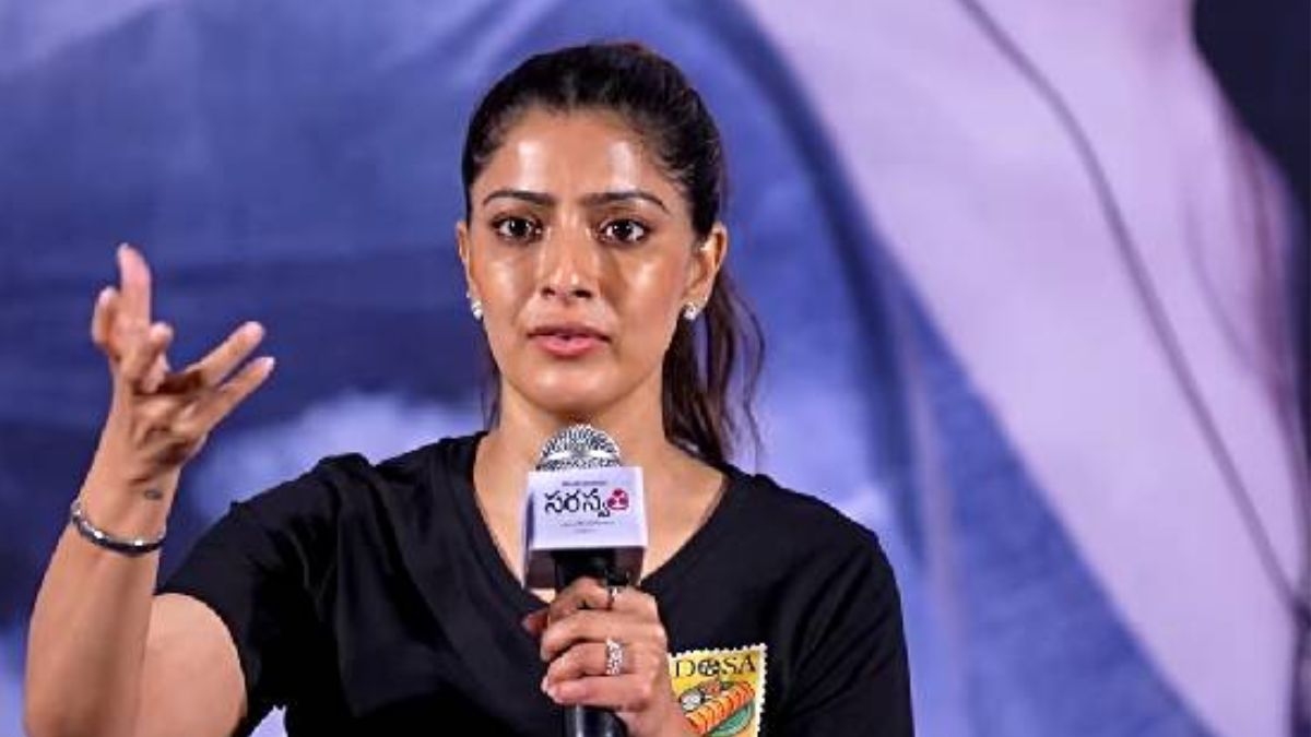 varalaxmisarathkumar11 1772883966.jpg