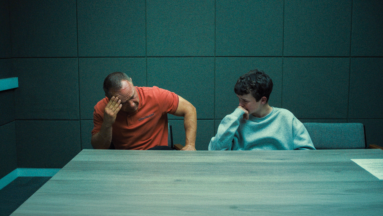 Adolescence UK n S1 E1 01 01 42 12 H 2025.jpg