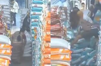 mumbaiapmcvideoviraldp 1775904898.jpg