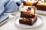 Raspberry Cheesecake Brownies – SHK