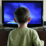3 Easy Strategies for Busy Parents to Get Your Kids Off Screens this Summer 