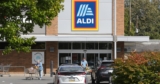 Aldi’s $40 Thanksgiving Meal Deal Feeds 10 People. Here’s What’s Included.